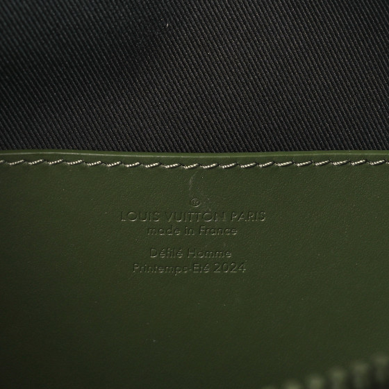 LOUIS VUITTON Damoflage LV Trail Wearable Wallet Green