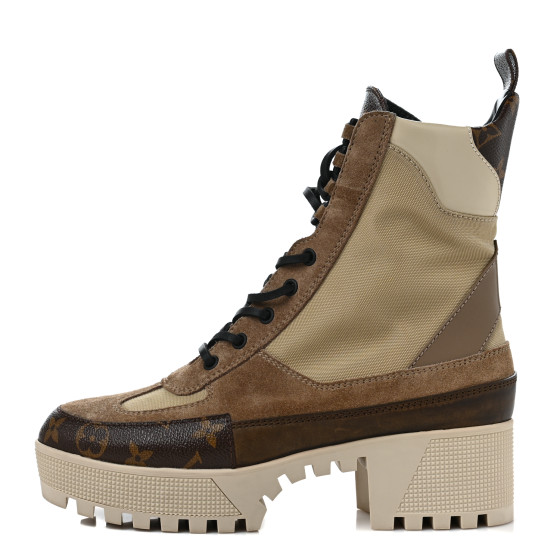 laureate boots