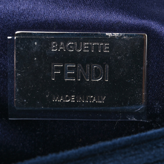 【FENDI】バゲット M クリスタル ミッドナイトブルー ベルベット FENDI Velvet Crystal Embellished Baguette Midnight 1647147