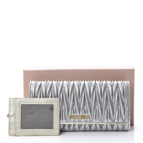 miu MIUMIU ミュウミュウ 長財布（小銭入れあり） 5MH109