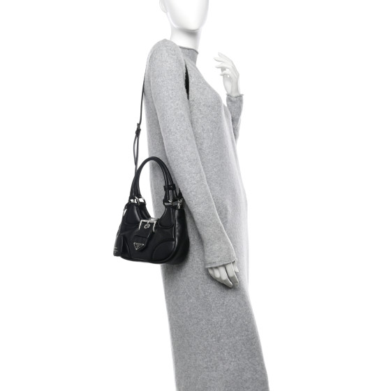 PRADA Nappa Soft Padded Re-Edition 2002 Moon Bag Black