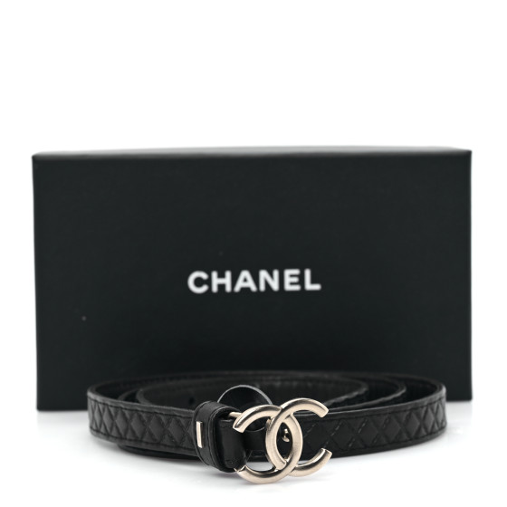 CHANEL ベルト サイズ80 黒 Chanel Belt 80cm: Black Leather with Gold Logo Buckle