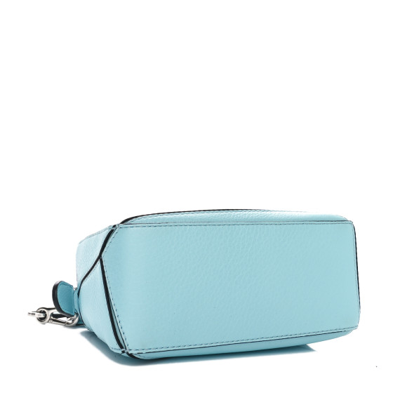 【関税&送料込】Loewe Pastel Light Blue Leather Small Puzzle LOEWE Calfskin Small Puzzle Bag Light Blue Aqua 494211