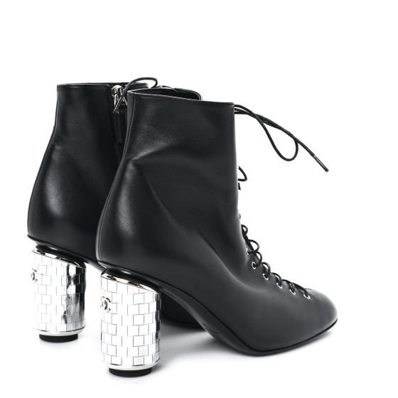 靴 CHANEL 38 CHANEL Lambskin Metallic Heel Lace Up Boots 38 Black 1681300