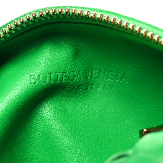 【送料&関税込】Bottega Veneta Light Green Nappa Leather Pad 送料&関税込】Bottega Veneta Light Green Nappa Leather Pad