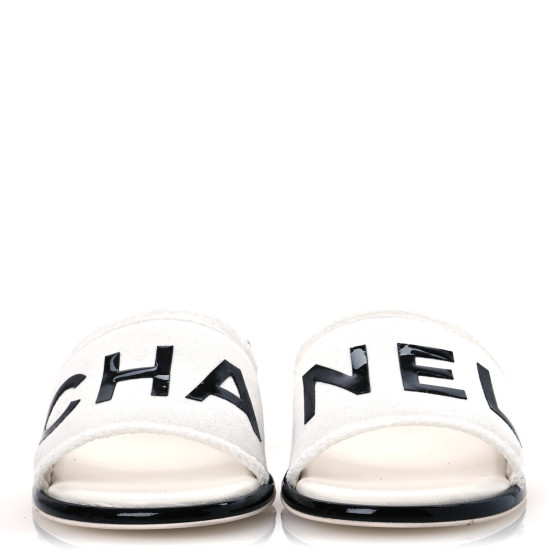 CHANEL - プーヨー CHANEL Cotton Logo Mule Sandals 39 White Black 1684008