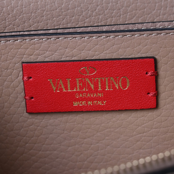 クラッチバッグ VALENTINO ROCKSTUD CHAIN ??POUCH IN GARNET CALFSKIN s-l400.jpg