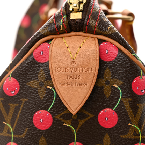Louis Vuitton エナメル赤ポーチ　モノトーンさん限定 Louis Vuitton Red Patent Mott Shoulder Bag ○ Labellov