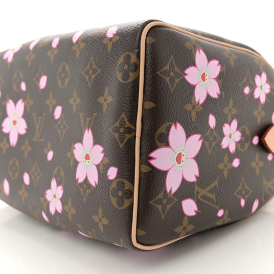 【限定】Louis Vuitton×TM チェリーブロッサム 桜キーホルダー 限定】Louis Vuitton×TM チェリーブロッサム 桜キーホルダー
