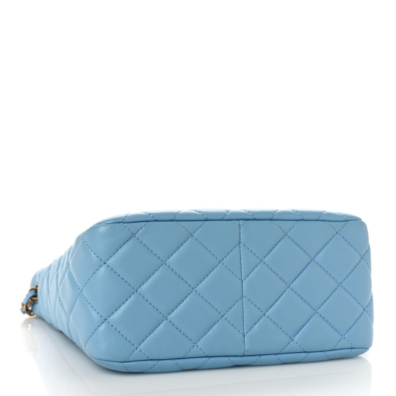 CHANEL150ML daishin CHANEL Lambskin Quilted CC Pearl Crush Small Hobo Light Blue