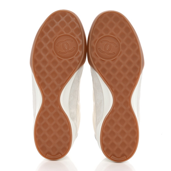 カナエール CHANEL Suede Calfskin Quilted Sneakers 38 White 1359480