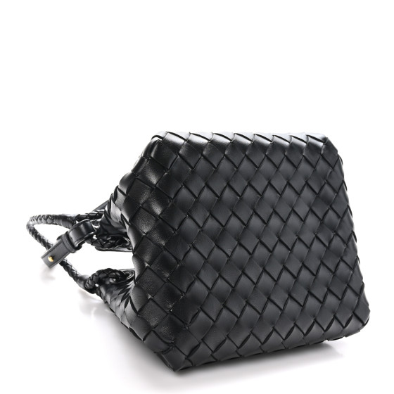 ハンドバッグ BOTTEGA VENETA BLACK LEATHER SMALL PARACHUTE HANDBAG Bottega Veneta® Women's Small Parachute in Black. Shop