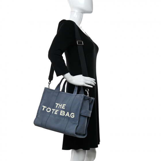 トートバッグ Medium Traveler Tote Bag in Blue Shadow Cotton Medium Traveler Tote Bag in Blue Shadow Cotton