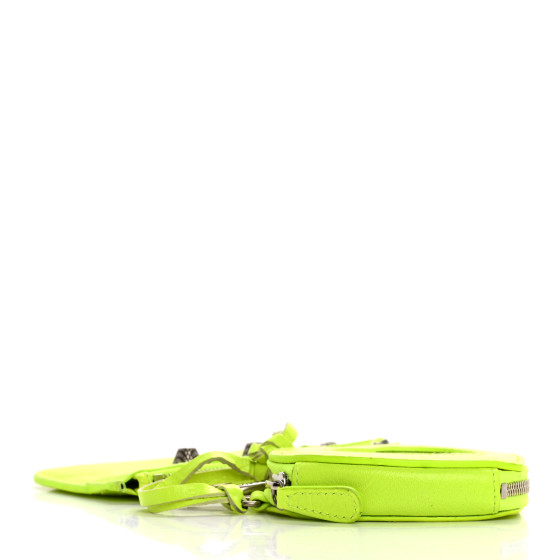 【送料&関税込】Balenciaga Fluo Yellow Leather Le Cagole Min Balenciaga Neo Cagole XS Fluo Yellow in Leather - US
