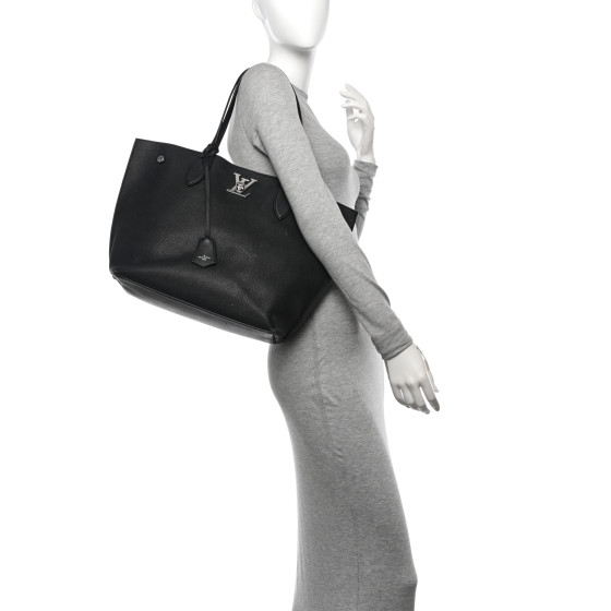 LOUIS VUITTON Calfskin Lockme Go Tote Black 1646409