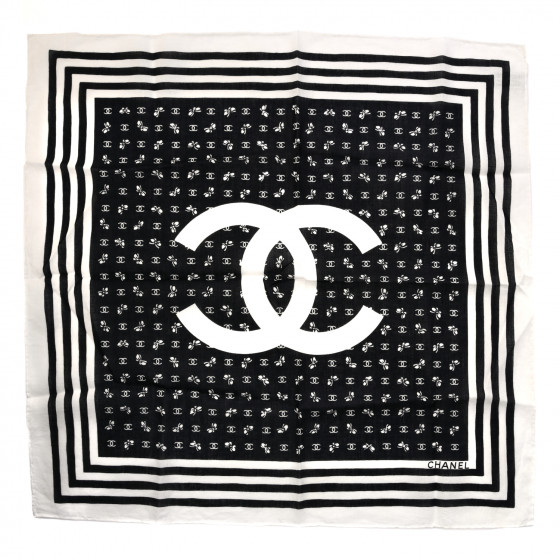 CHANEL Cotton CC Logo Scarf White Black 883164 | FASHIONPHILE