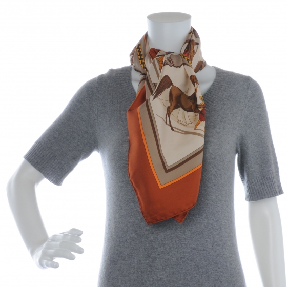 HERMES シルクスカーフ Chevaux arabes HERMES Silk Chevaux Arabes Scarf 90 40136 | FASHIONPHILE