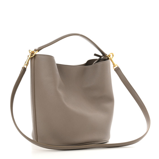 【CELINE】セリーヌ★bucket★バケット 16 ★グレー★ CELINE Supple Grained Calfskin Bucket 16 Bag Pebble 1218263