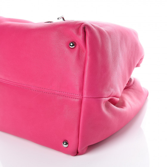 LOEWE ナッパアイレ　フューシャピンク LOEWE Nappa Calle Tote Pink 393808 | FASHIONPHILE