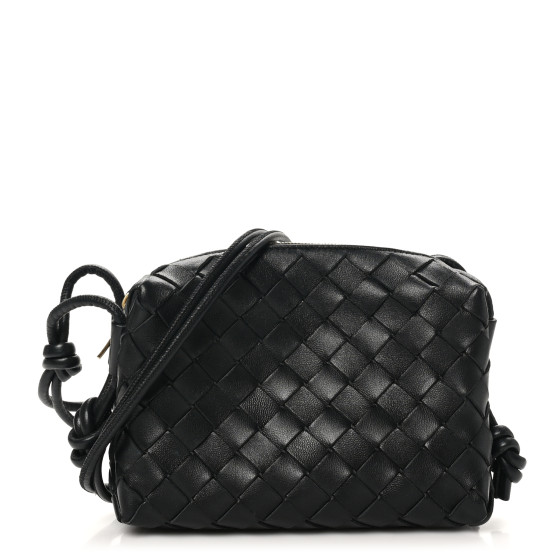バッグ・カバンその他 BOTTEGA VENETA Loop Camera Bag in Woven Nappa BOTTEGA VENETA Nappa Intrecciato Mini Loop Camera Bag Black