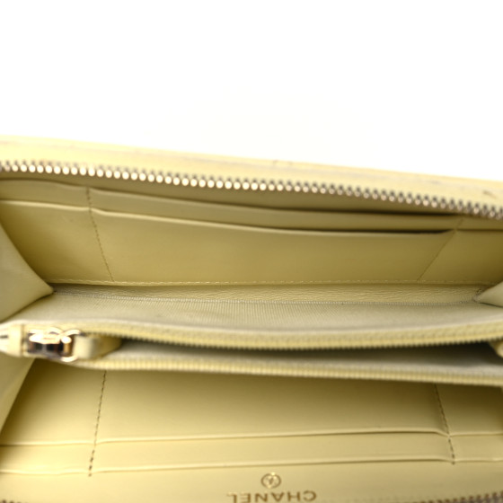 CHANEL150ML daishin CHANEL Shiny Goatskin Quilted 19 Long Zipped Around Wallet