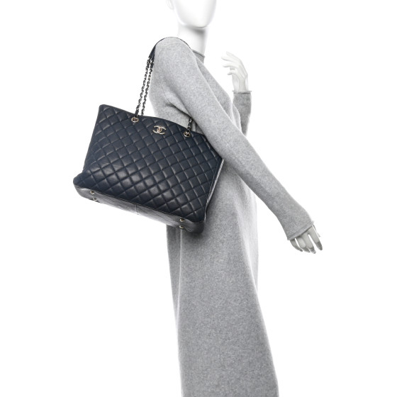 CHANEL Caviar Quilted Large CC Shopping Tote Navy