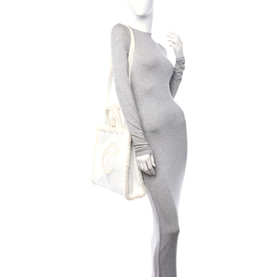 ☆【UGG】☆Telfar x UGG Medium Shopper Crinkle☆White☆ UGG x TELFAR Medium Shopper Crinkle - White
