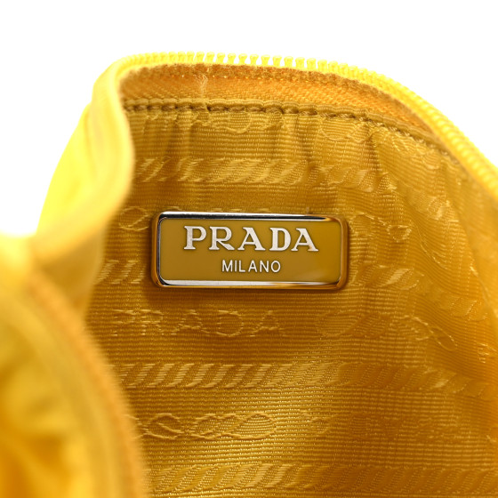 prada ポーチ　クラッチ　2012 イエロー　pouch clutch prada ポーチ クラッチ 2012 イエロー pouch clutch