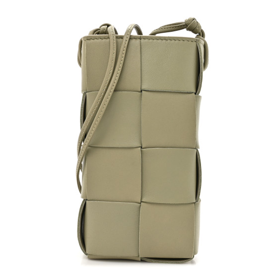 【BOTTEGA VENETA】CASSETTE POUCH ON STRAP BOTTEGA VENETA Cassette Pouch on Strap | BOTTEGA VENETA
