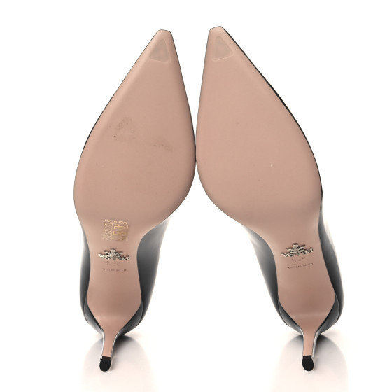 PRADA Patent Metal Logo Pointed Toe Pumps 39.5 Black 1525199