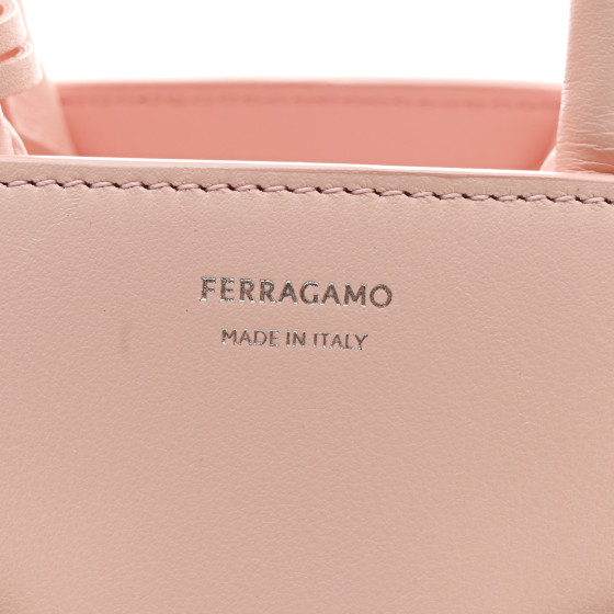 フェラガモ FERRAGAMO トートバッグ Nylund Pink フェラガモ FERRAGAMO トートバッグ Nylund Pink フェラガモ