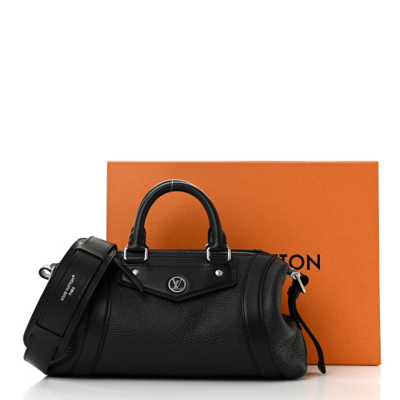 LOUIS VUITTON 黒スエードバックジッパーブーティ　36 LOUIS VUITTON Calfskin Lock and Walk Bucket Black 1555188