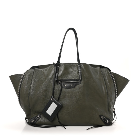 balenciaga  ペーパーバッグA4 Balenciaga Black Calfskin Leather Papier A4 Tote Bag