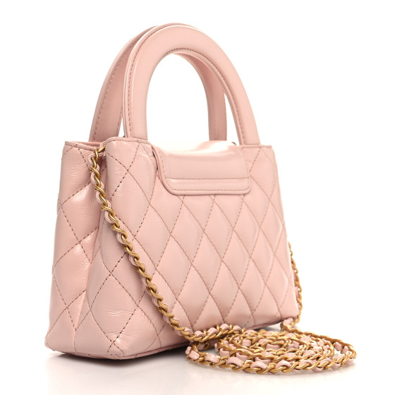 なっぴ　CHANEL CHANEL Shiny Aged Calfskin Quilted Nano Kelly Shopper Light