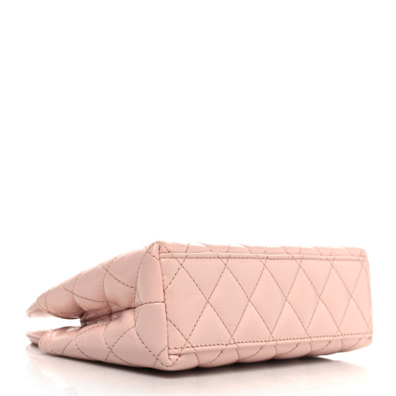 なっぴ　CHANEL ボーイシャネル チェーンショルダー ブルー/シルバー金具 A67086
