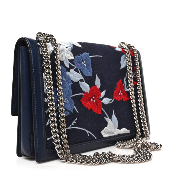 SALVATORE FERRAGAMO ノスサウスXSホホハック 【関税込】 Salvatore Ferragamo White Gancio Shoulder Bag ○ Labellov