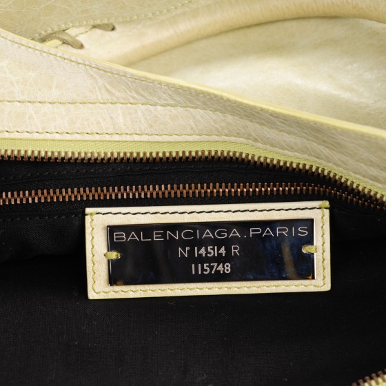 セール!!BALENCIAGA★678377 BALENCIAGA Agneau Classic Hardware City Tangerine 919543