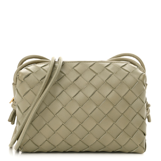 バッグ・カバンその他 BOTTEGA VENETA Loop Camera Bag in Woven Nappa BOTTEGA VENETA Nappa Intrecciato Mini Loop Camera Bag