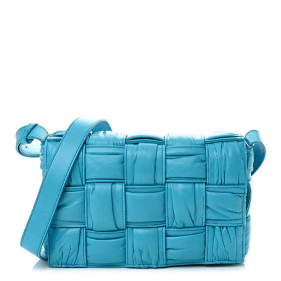 【BOTTEGA VENETA】Cassette Bag Pool Bottega Veneta Medium Cassette Intrecciato Crossbody Bag