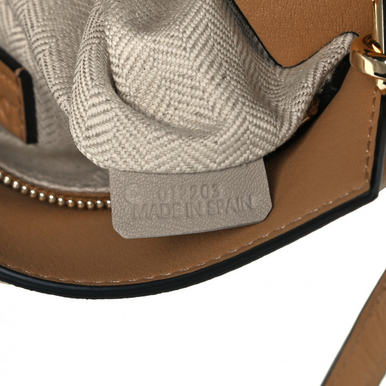 【関税送料込】Loewe Puzzle Small Bag Dune And Warm Desert Buy Loewe Puzzle Small Bag 'Dune/Warm Desert' - A510S21X55