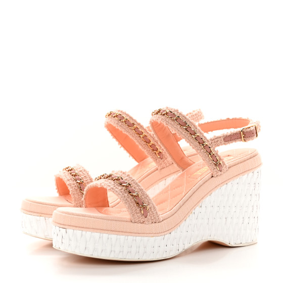 [CHANEL]★Pink Wood wedge Sandals Chanel Women's CC Wedge Sandals Tweed and Cork Pink 18274062