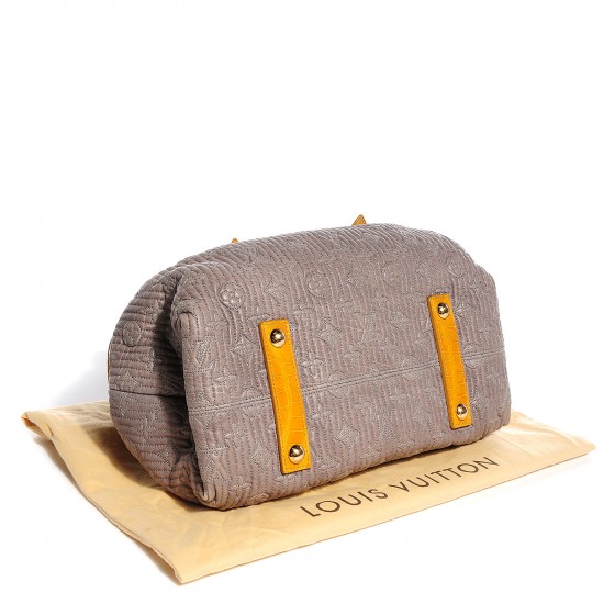 Louis Vuitton 
バングル モノグラムブラウン・ブラック LOUIS VUITTON Monogram Motard Alligator Biker Perle Yellow