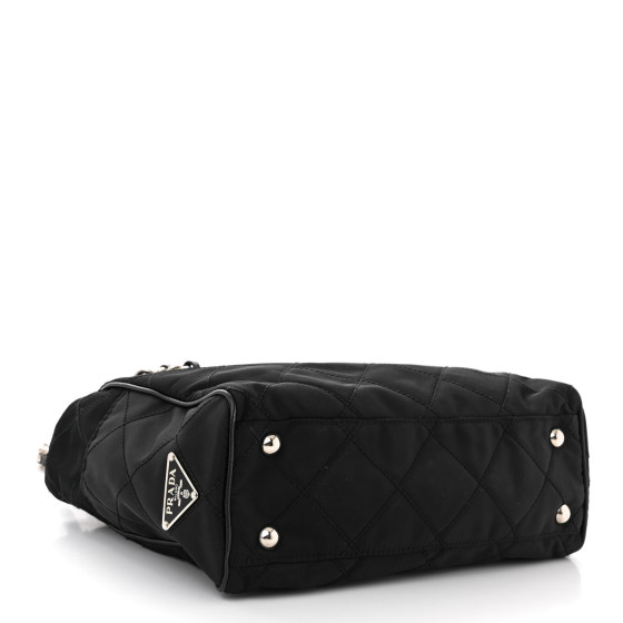 ショルダーバッグ・ポシェット Prada Nylon Quilted Chain Shoulder Bag Black PRADA Quilted Tessuto Nylon Gold Chain Flap Tote Shoulder