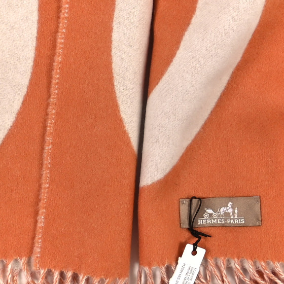 HERMES 最新作 マフラー カシミア フリンジ Casaque Grand Mors Casaque Grand Mors scarf | Hermès Australia
