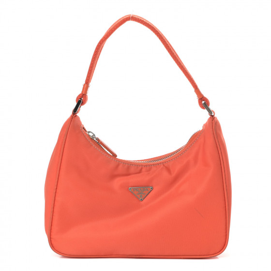 バッグ PRADA SPORT SHOULDER BAG NYLON ARCHIVE Prada 99' Archive Sports Shoulder Bag – SANZVintage