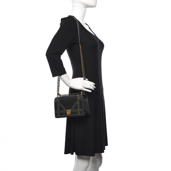 diorama black studded
