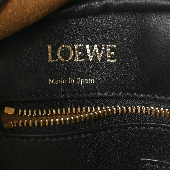 LOEWE DIN AMAZONA ハンドバック　ブラック LOEWE Calfskin Amazona 28 Black 1494579 | FASHIONPHILE