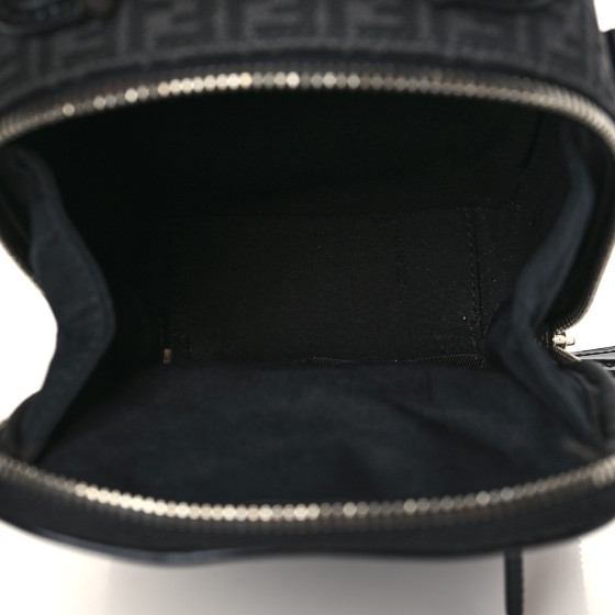 ☆FENDI☆ FF Jacquard Mini Suitcase 2wayバッグ ASFALTO/NERO ☆FENDI☆ FF Jacquard Mini Suitcase 2wayバッグ ASFALTO/NERO