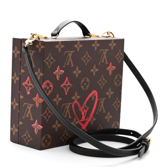 Louis Vuitton キャンプ louis-vuitton-spring-summer-