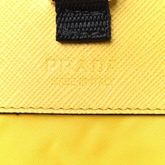 PRADA イエローメッセンジャーバッグ PRADA Re-Nylon Saffiano Smartphone Case Crossbody Giallo